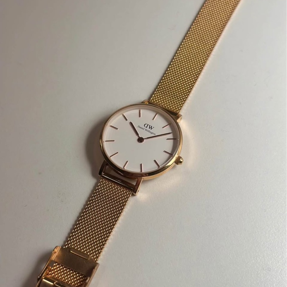 Daniel Wellington Rose Gold Mesh Watch